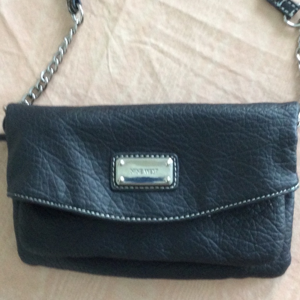 Nine West Clutch or Wristlet bag 2 zipper compartments color black. *